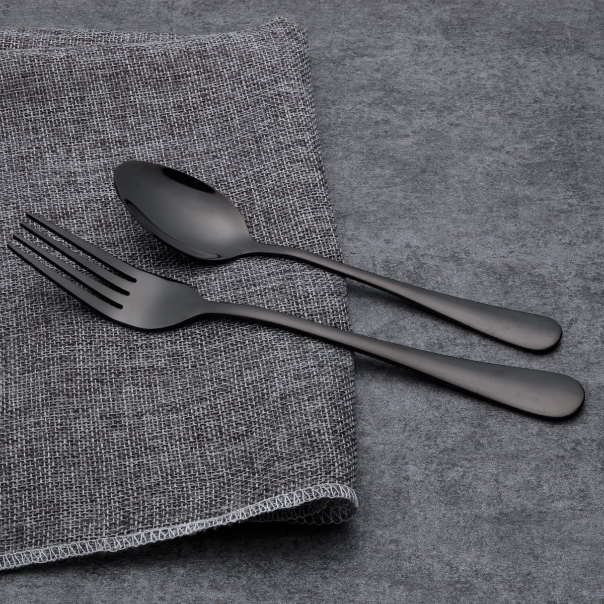 Merida Black Cutlery Set - Image 3