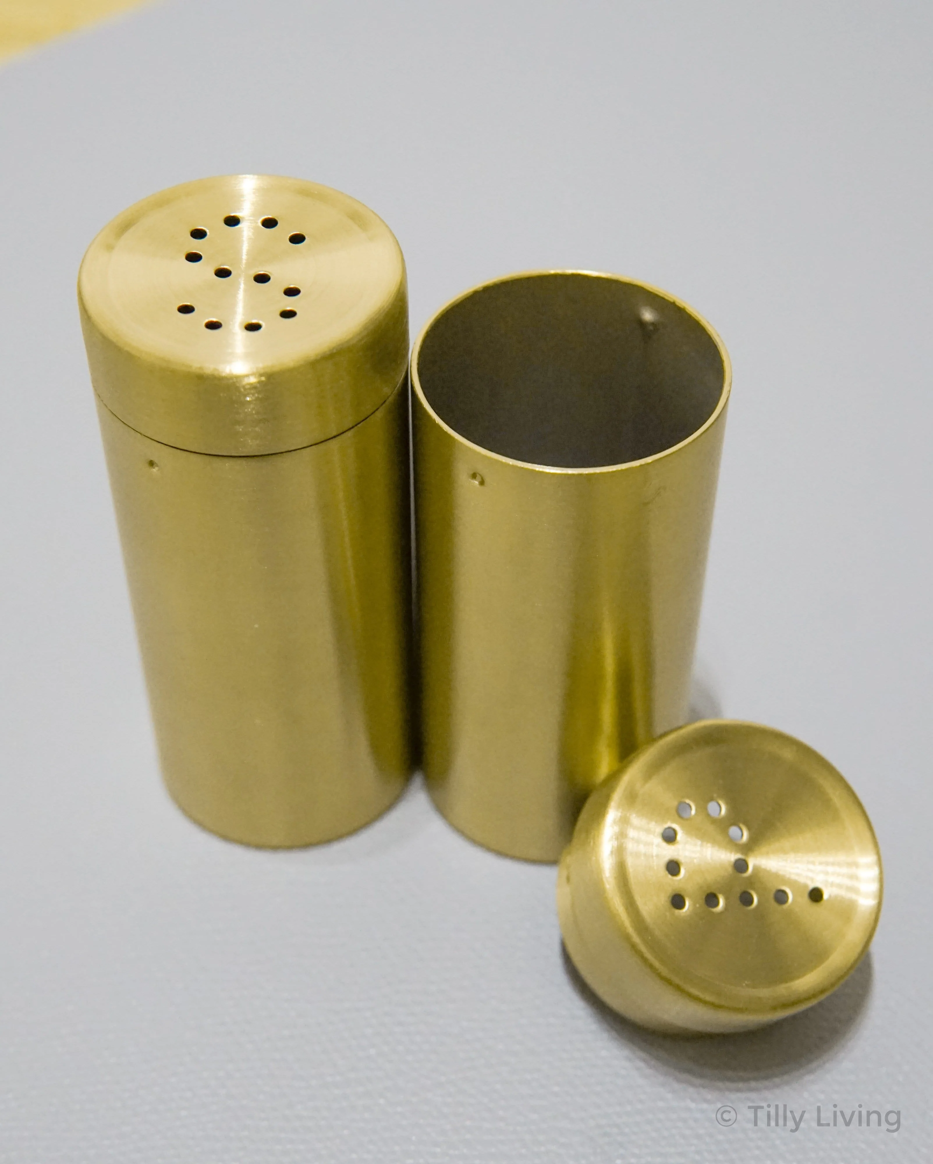 Salt and Pepper Shakers - Image 6